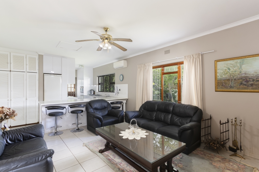 6 Bedroom Property for Sale in Morningside Western Cape